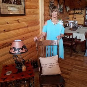 Meet your Posher, Sharon